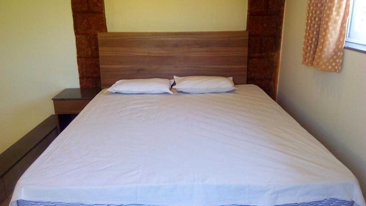 Hotel Tree Top Mahābaleshwar Extérieur photo