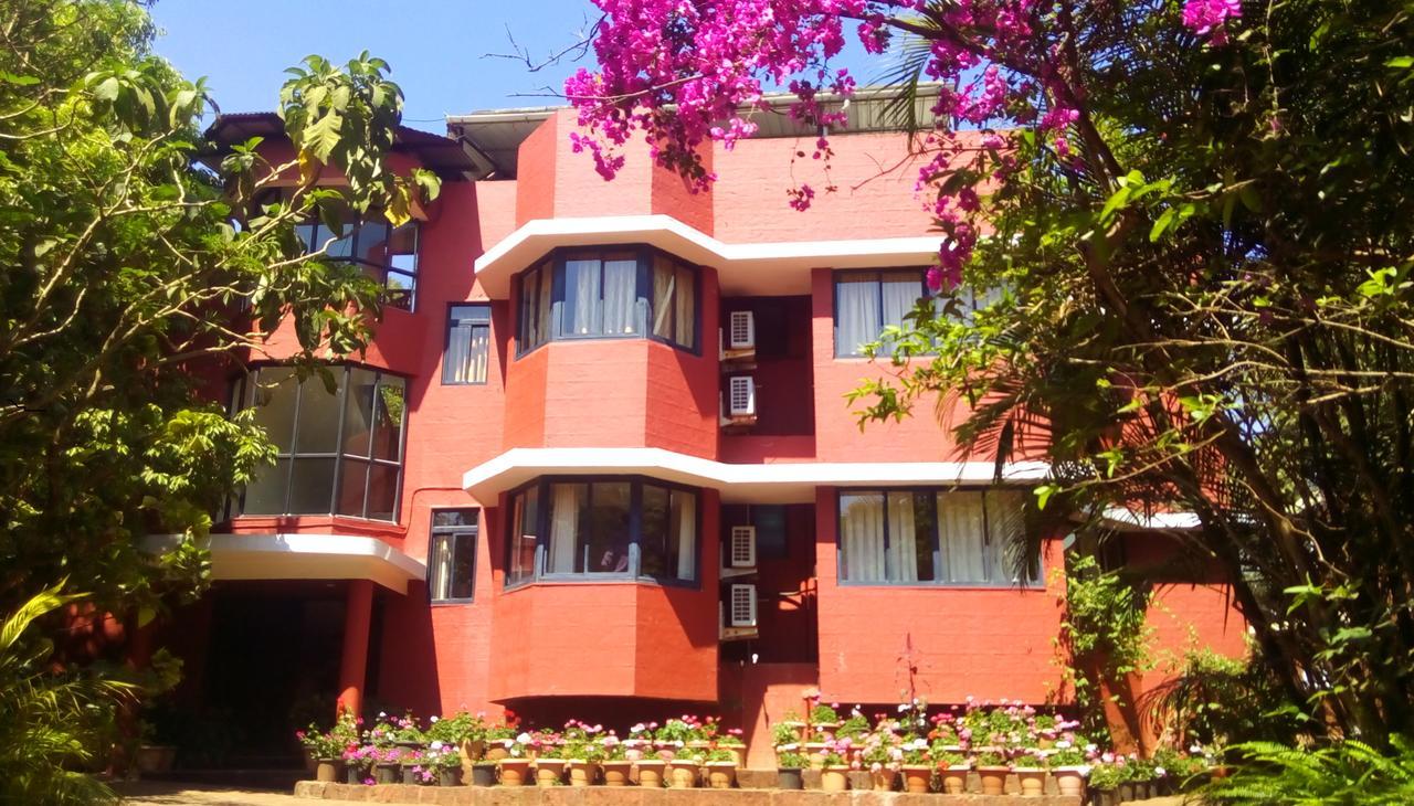 Hotel Tree Top Mahābaleshwar Extérieur photo