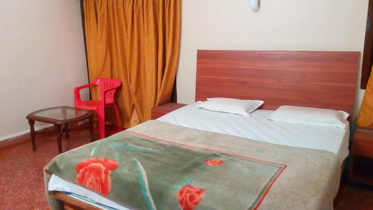 Hotel Tree Top Mahābaleshwar Extérieur photo