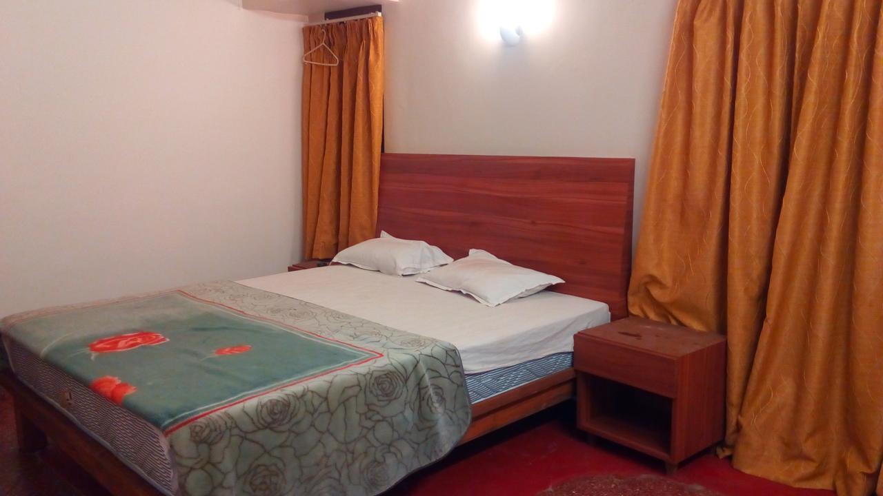 Hotel Tree Top Mahābaleshwar Extérieur photo